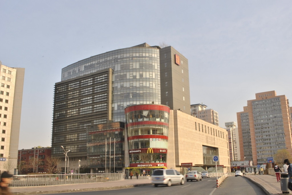 四川廣安市外墻鋁板施工_廣安市鋁塑板制作安裝_重慶航鴻幕墻裝飾設(shè)計有限公司
