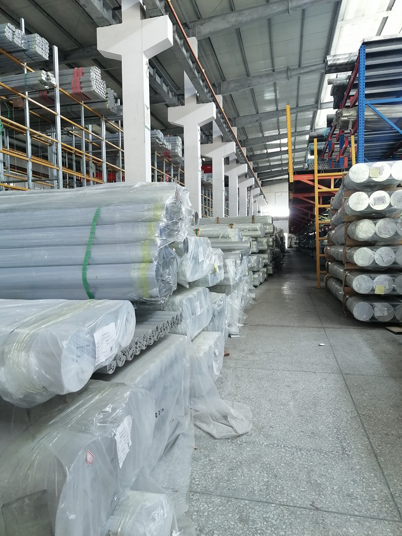 工業(yè)用2系2A12精拉鋁棒，性能好，品質(zhì)好，多規(guī)格，價(jià)格優(yōu)惠供應(yīng)