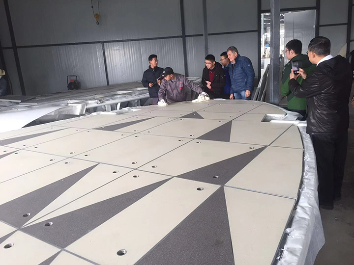 特殊裝備制造專用蜂窩板，兩棲掃雷艇地板以及船舶地板