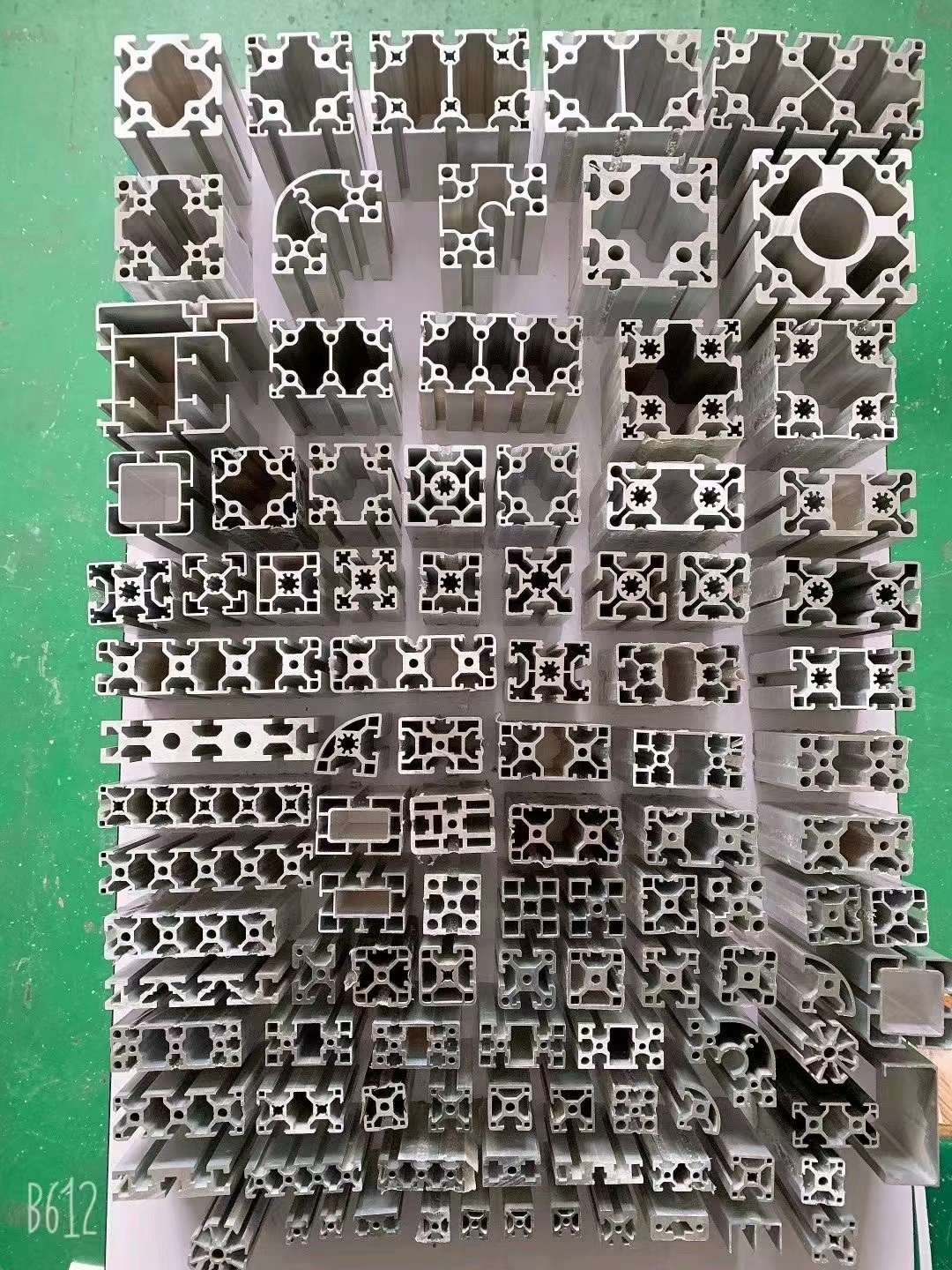 工業(yè)流水 型材