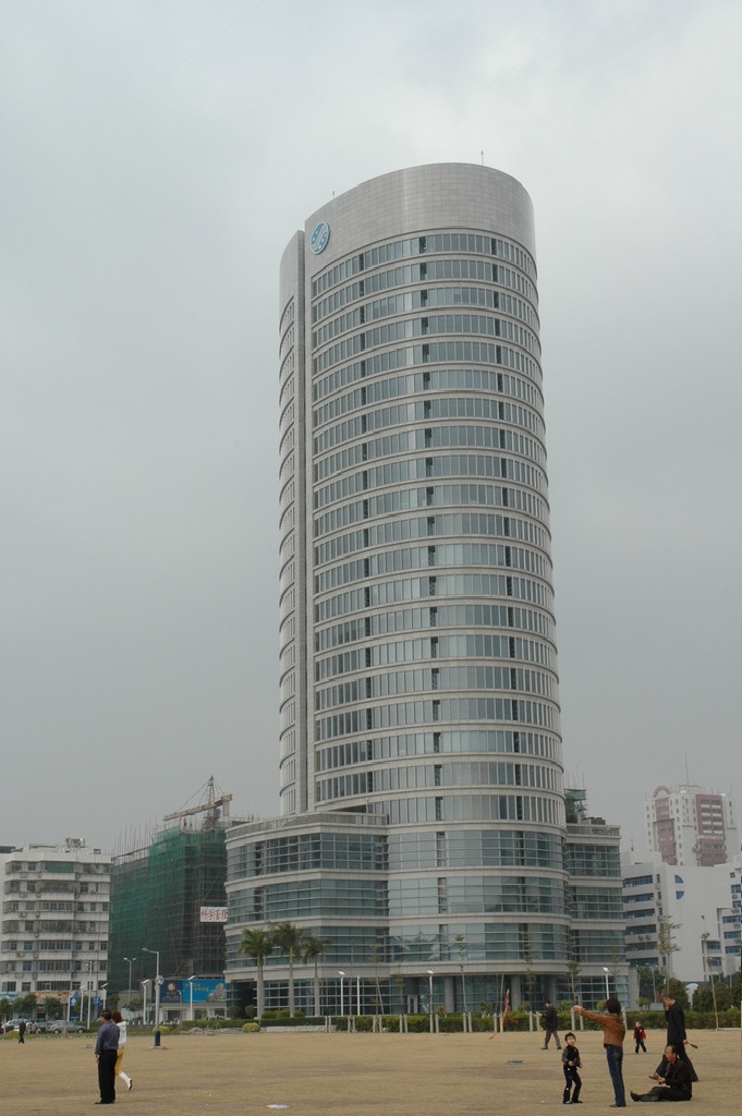 四川江油市外墻鋁板施工_江油市鋁塑板制作安裝_重慶航鴻幕墻裝飾設(shè)計(jì)有限公司
