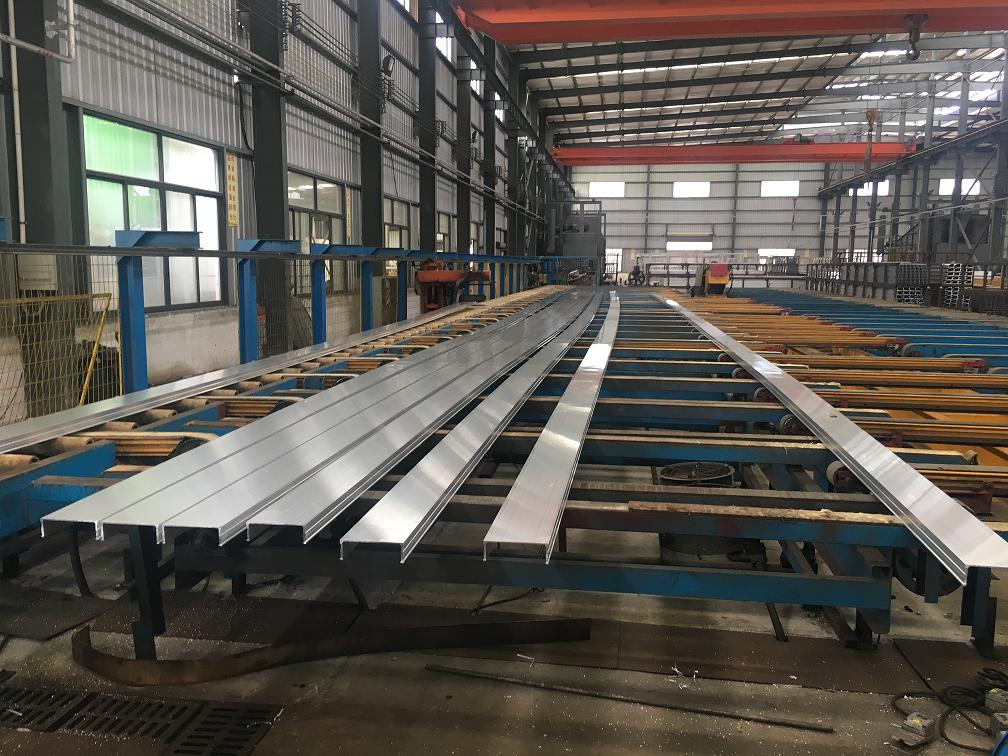 生產(chǎn)銷售鋁合金建筑模板型材