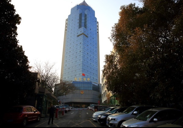 四川什邡市外墻鋁板施工_什邡市鋁塑板制作安裝_重慶航鴻幕墻裝飾設(shè)計(jì)有限公司