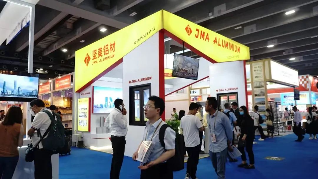 史上規(guī)模最大的廣交會啟幕，堅(jiān)美鋁材精品驚艷全球客商！