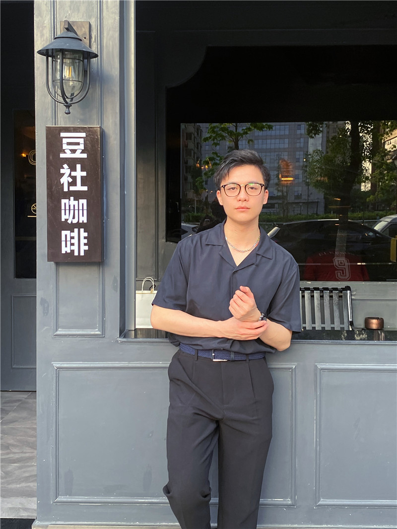 致敬鋁業(yè)新青年丨雄業(yè)鋁型材梁曉楓：拒絕“內卷”，聚焦實業(yè)闖出行業(yè)新道路
