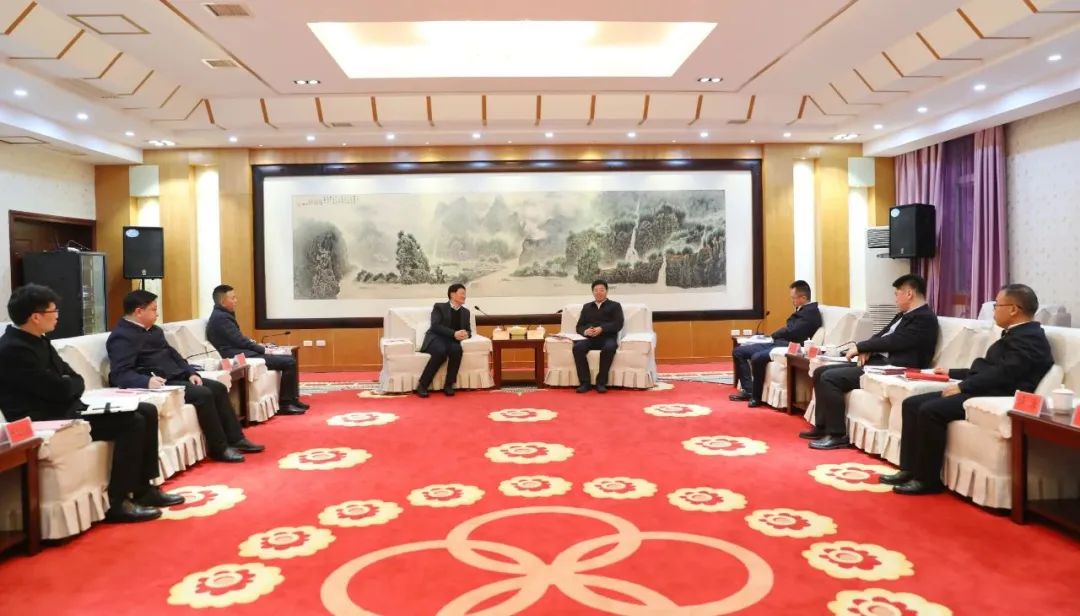 貴州凱里市人民政府與其亞集團(tuán)有限公司簽署50萬噸再生鋁、30萬噸鋁加工等項(xiàng)目投資協(xié)議