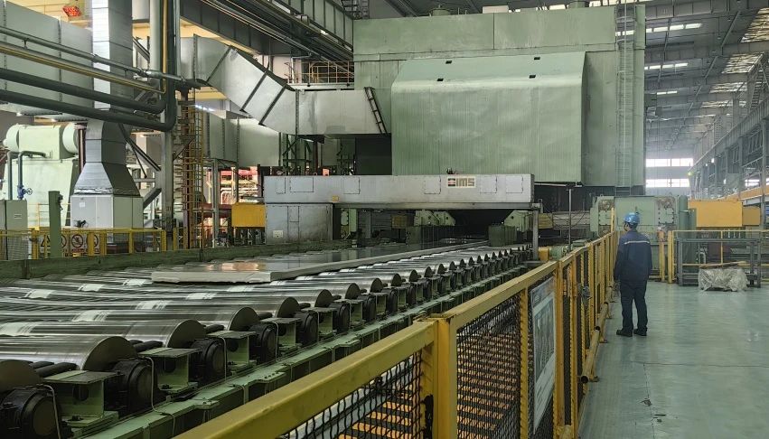 寶武鋁業(yè)熱軋廠7系合金卷材試軋成功