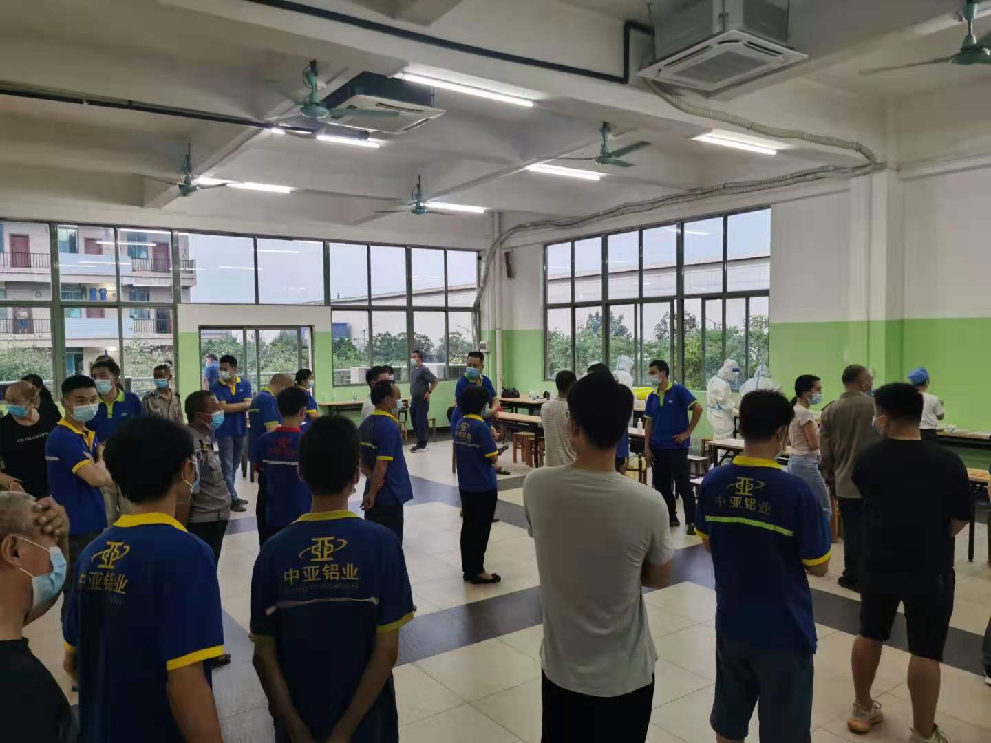 直擊中亞鋁業(yè)全員核酸檢測現場！感謝每一位全力以赴的您！