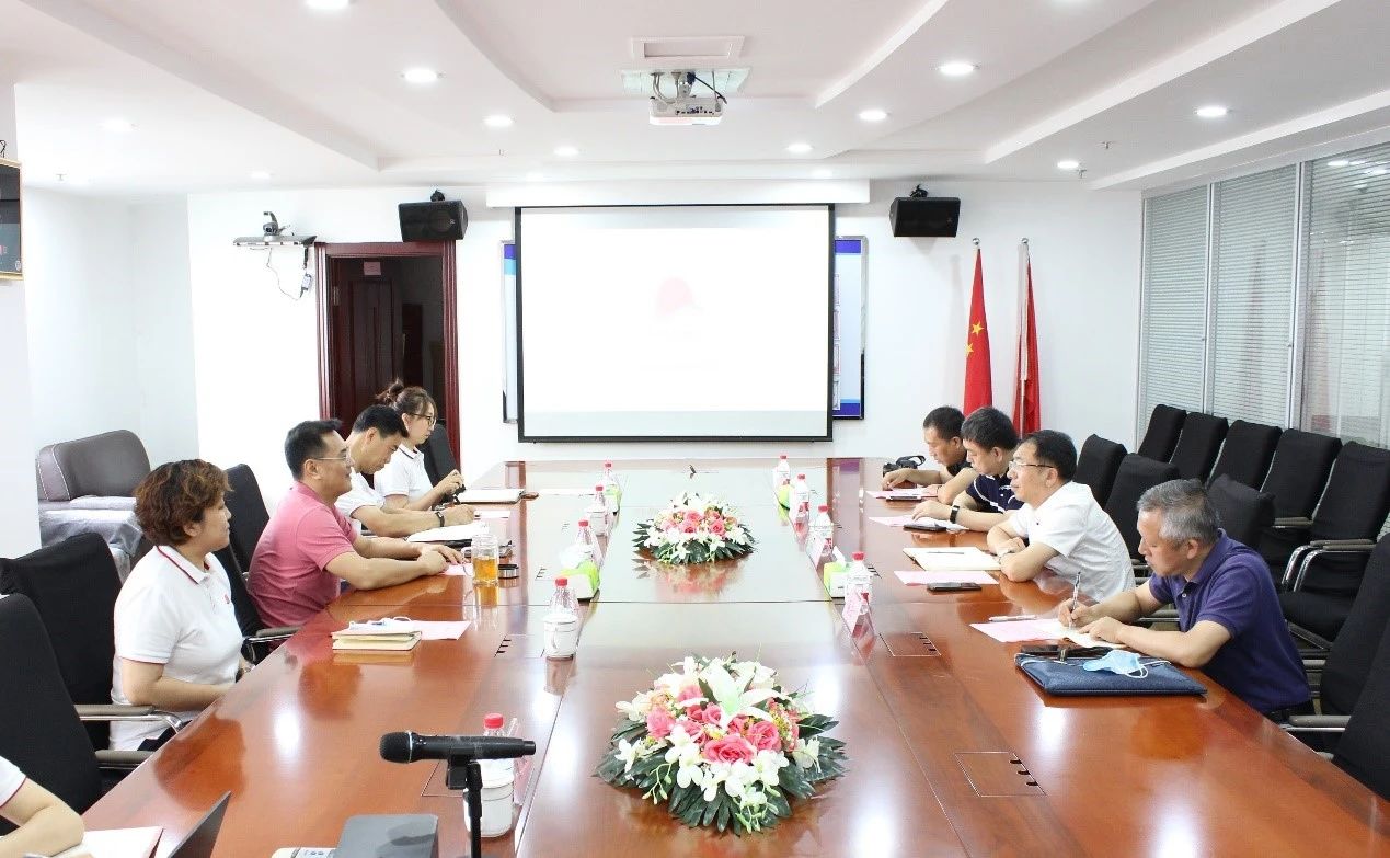 哈爾濱市工業(yè)和信息化局黨組書(shū)記、局長(zhǎng)趙罡一行蒞臨東盛集團(tuán)長(zhǎng)江總部調(diào)研指導(dǎo)