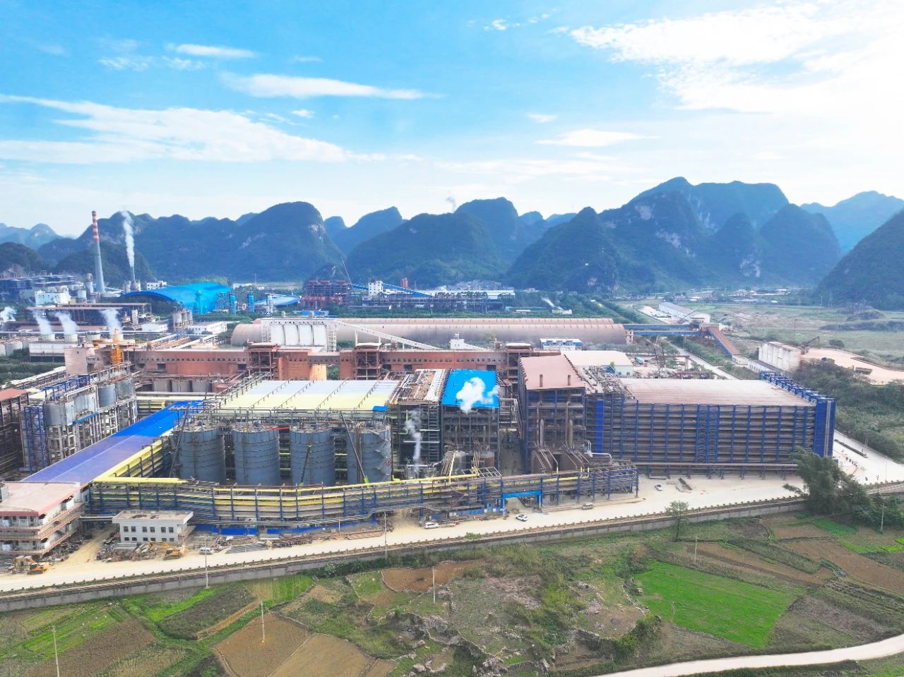 廣西華銀鋁業(yè)有限公司項目榮登中國有色金屬工業(yè)年度優(yōu)質(zhì)工程獎榜單