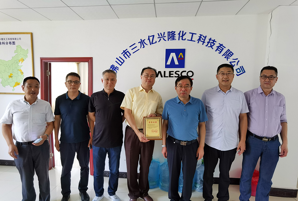 傾心交流譜新篇丨中國建筑系統(tǒng)門窗聯(lián)盟一行蒞臨新艾隆工廠參觀考察