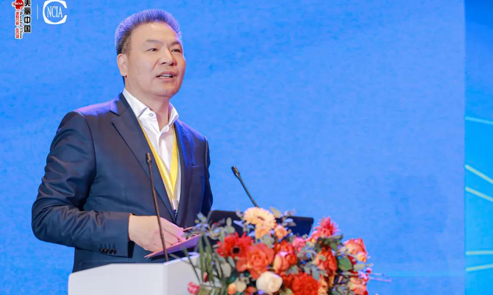 亞士：計(jì)劃進(jìn)軍水性工業(yè)涂料市場(chǎng)，2022年?duì)I收目標(biāo)突破100億元