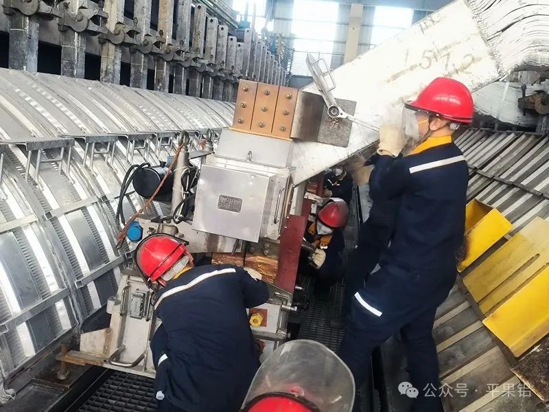 廣西華磊電解鋁廠再次實(shí)現(xiàn)300臺(tái)電解槽滿負(fù)荷生產(chǎn)運(yùn)行