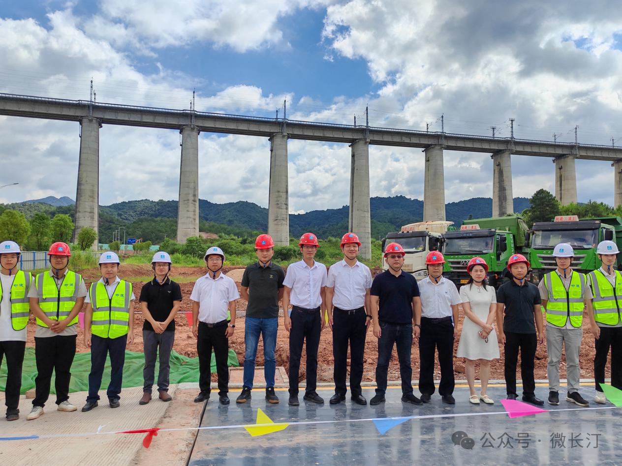 長汀加楷科技產(chǎn)業(yè)園（建筑用鋁模板及爬架生產(chǎn)、租賃一體化）項(xiàng)目開工