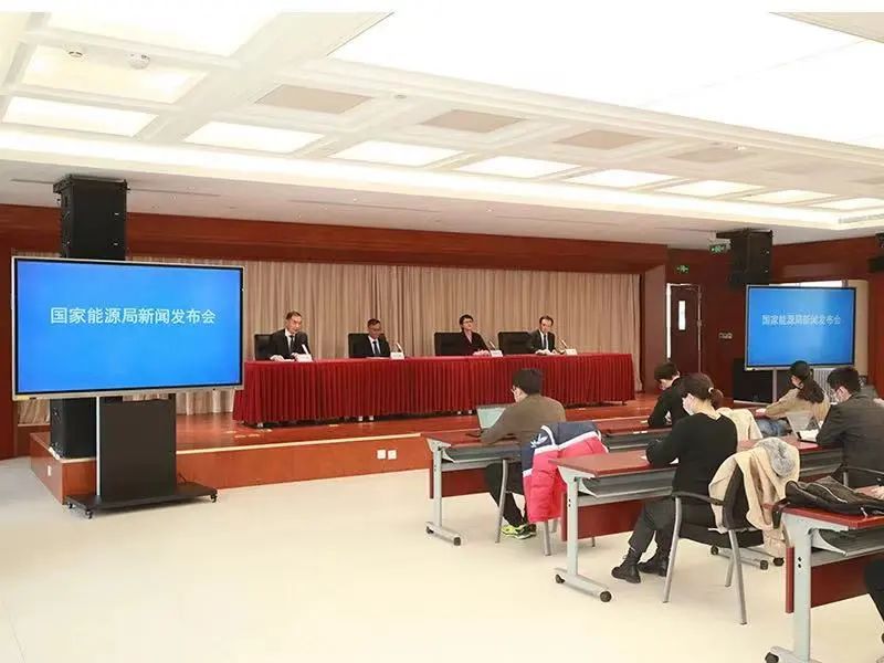 國(guó)家能源局：2022年，我國(guó)光伏、風(fēng)電新增裝機(jī)突破1.2億千瓦