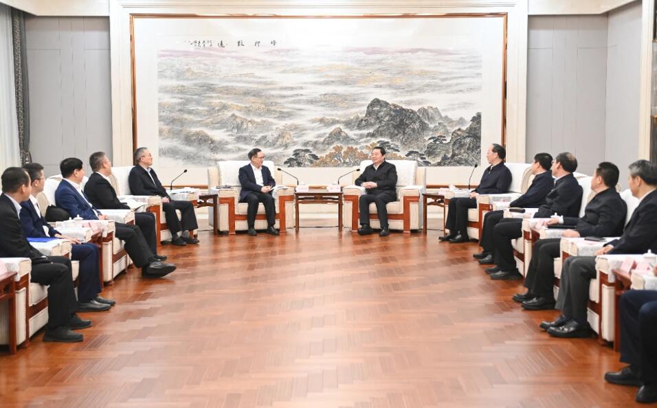 中鋁集團(tuán)與遼寧省委、省政府進(jìn)行深入交流