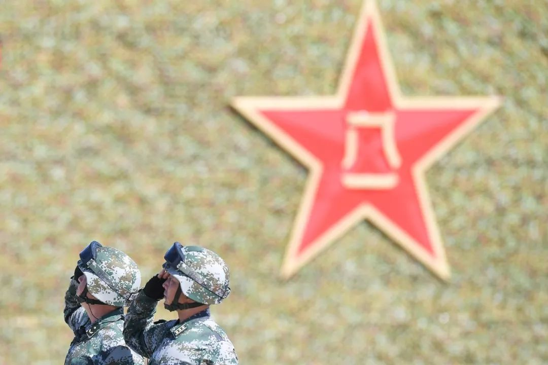 裕東機械丨祝愿人民子弟兵建軍節(jié)快樂