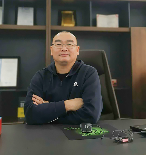 麥鴻杰.jpg
