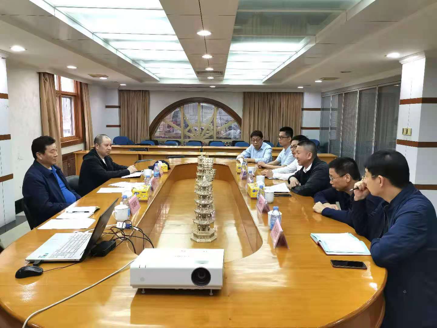 章吉林一行調(diào)研閩發(fā)鋁業(yè).jpg