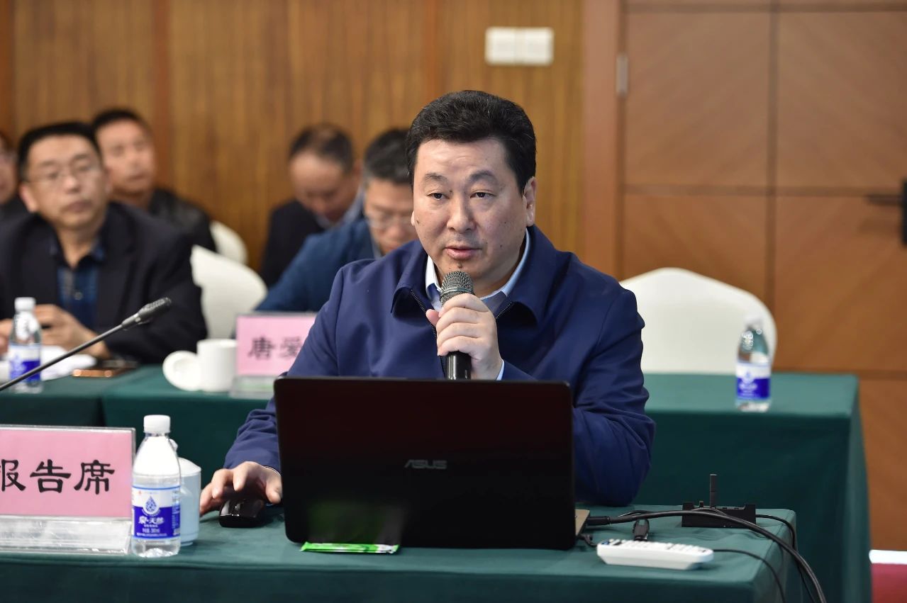 2021年（第二屆）中國鋁板帶行業(yè)企業(yè)家高峰論壇在重慶西彭召開3.jpg