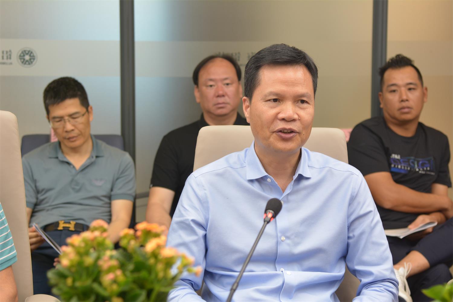 潘偉深 1500.jpg