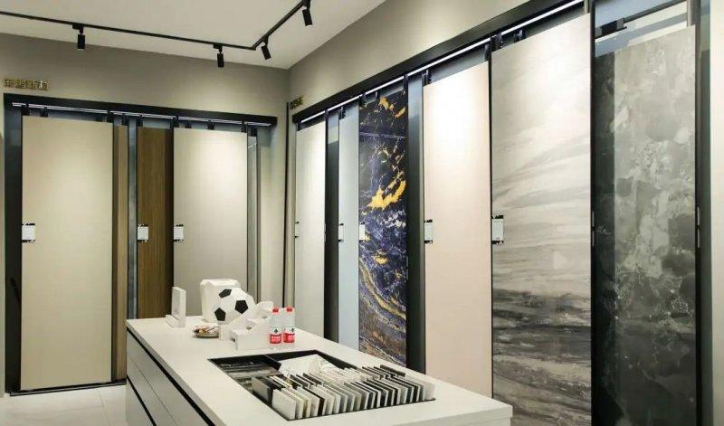 秦占學：共同推動建材家居產(chǎn)業(yè)持續(xù)發(fā)展_2