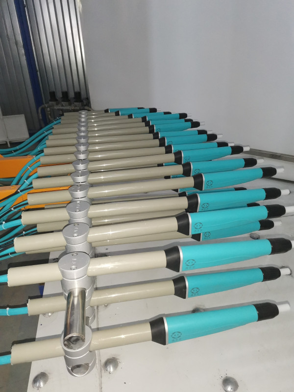 德貝爾噴槍、噴粉槍、自動(dòng)噴粉槍、靜電噴粉槍、V12自動(dòng)噴粉槍(鋁天花)