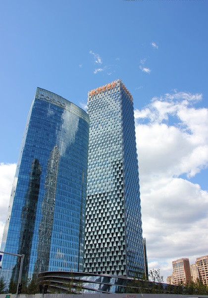 四川成都市鋁板幕墻設(shè)計(jì)施工_成都市外墻鋁塑板安裝維修_重慶航鴻幕墻公司