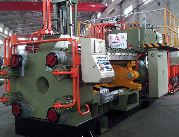 1100T擠壓機(jī)