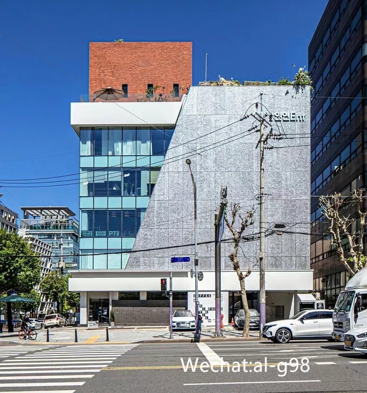 進(jìn)口泡沫鋁建筑墻面裝飾板