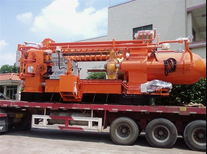 1650T擠壓機(jī)