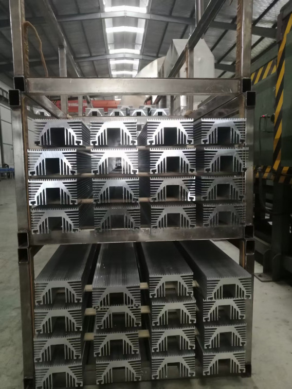 高精度工業(yè)鋁型材