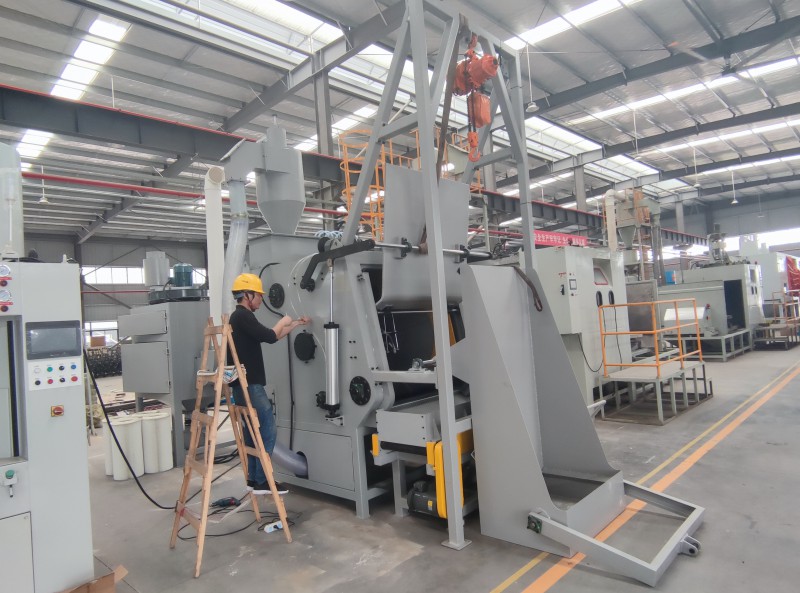 履帶式噴砂機(jī) 滾筒式 小型模具專用 成批處理 效率高效果好