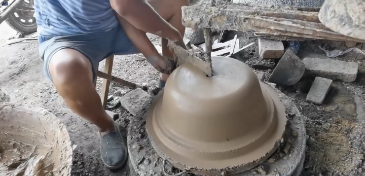 傳統(tǒng)手工藝純手工制作鋁盆模具上泥制作過程