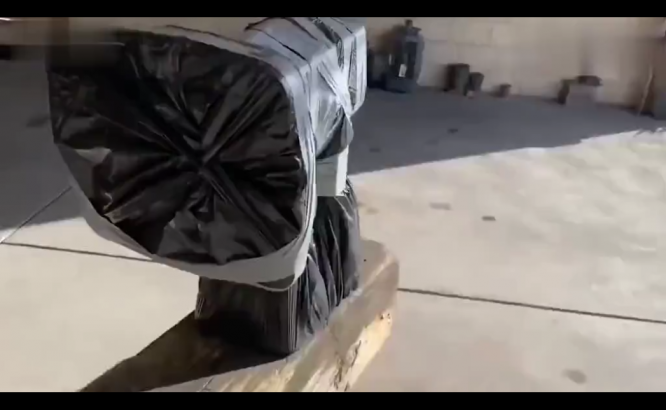 撿漏了，沒想到射燈里面煉出這么多鋁，這回賺大了